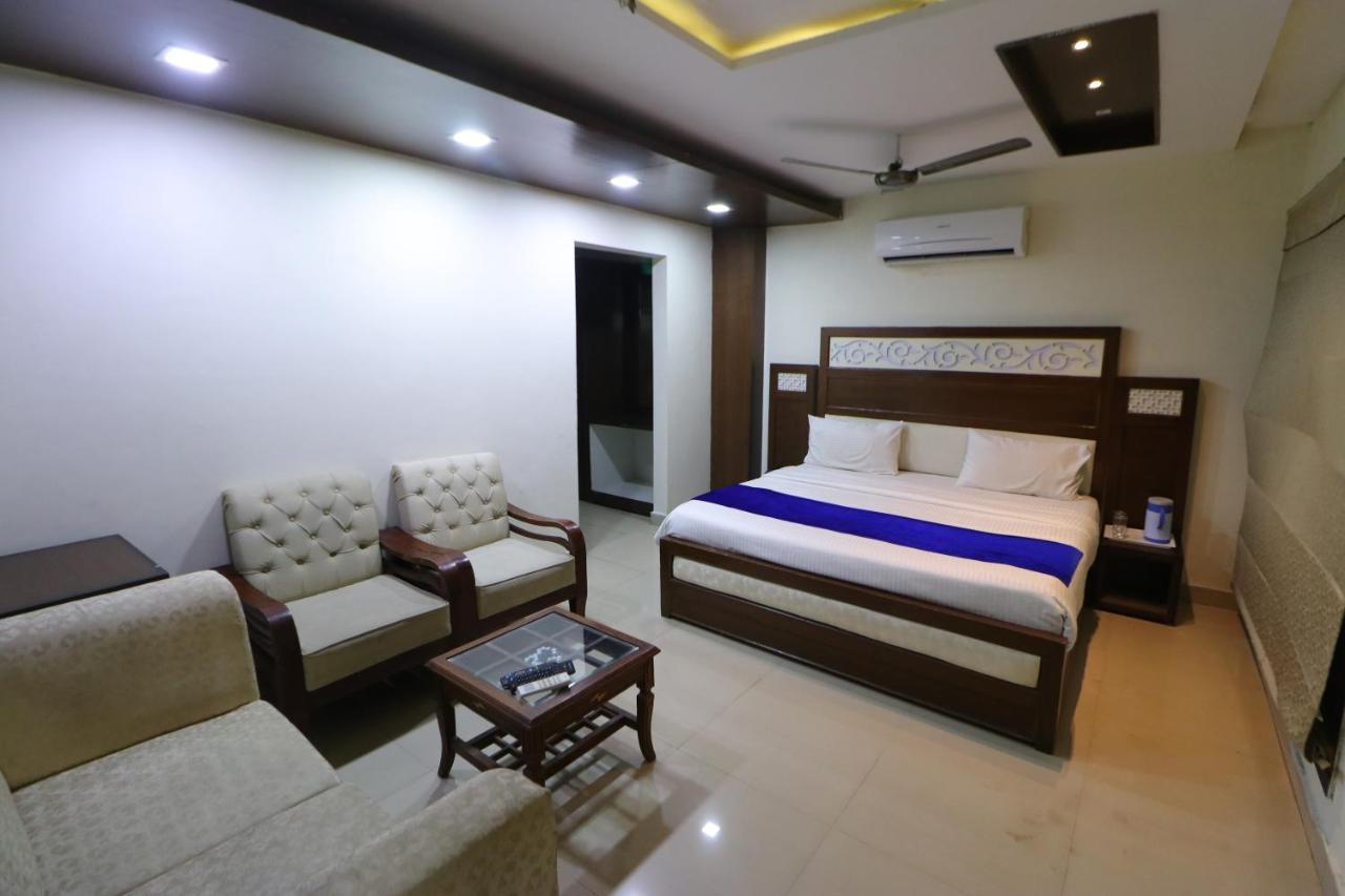 Hotel Eurasia Mohali International Airport Zirakpur Exterior foto